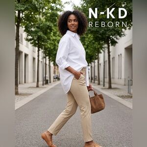 Reborn Beige Cropped Slim Ankle Jeans